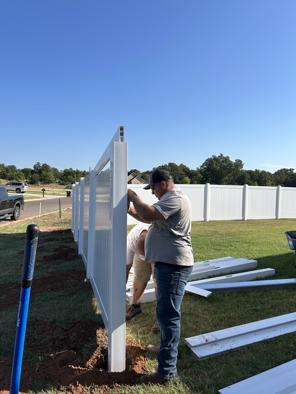 Setting and plumbing a corner post in concrete